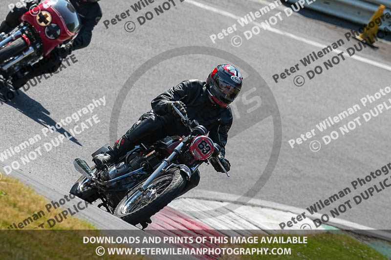 cadwell park;cadwell park photographs;cadwell trackday photographs;enduro digital images;event digital images;eventdigitalimages;peter wileman photography;racing digital images;trackday digital images;trackday photos